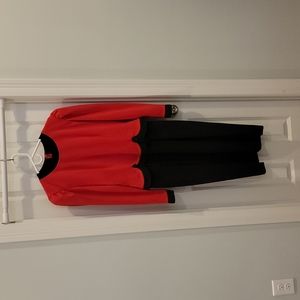 Caron Chicago dress with beautiful details. Size 12. Red & black